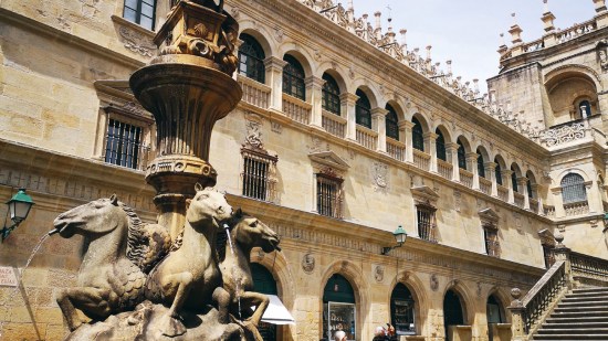 Fachada Tesoro Praza Platerías