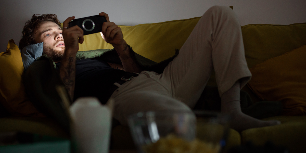 Consola retro que nos recuerda a la PSP