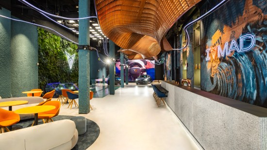 CUPRA-opens-the-worlds-largest-City-Garage-in-Madrid-for-its-sixth-anniversary_04_HQ