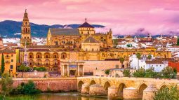 exterior-mezquita-catedral-ciudad-cordoba