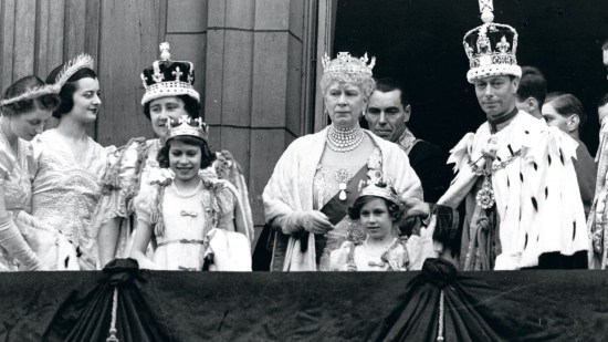 Isabel II, la hija de un rey improbable