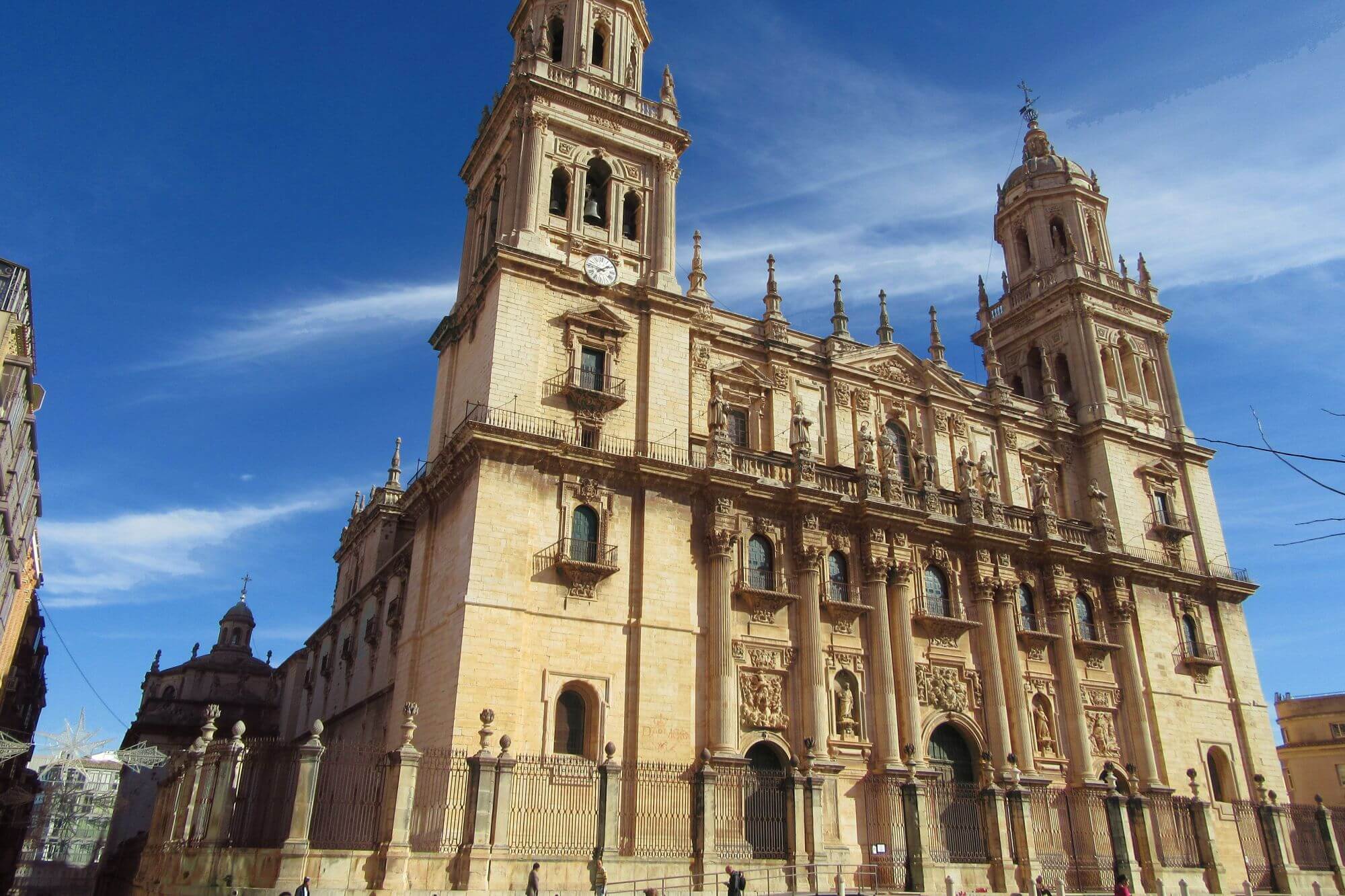 fachada-catedral-jaen