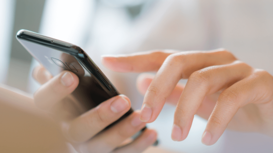 Tres móviles AliExpress mes de abril