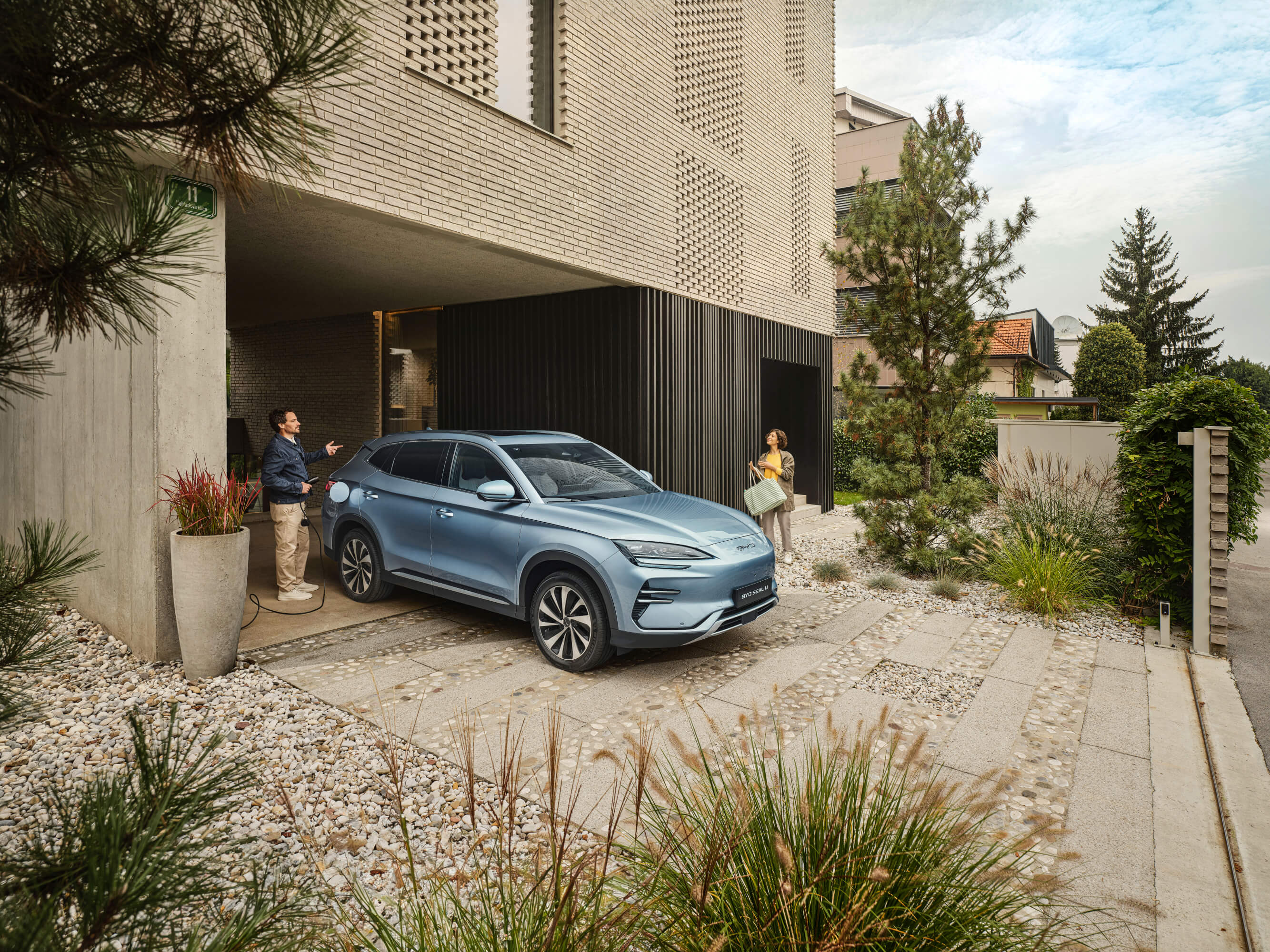 SEALUBYD Seal U_LHD_Lifestyle