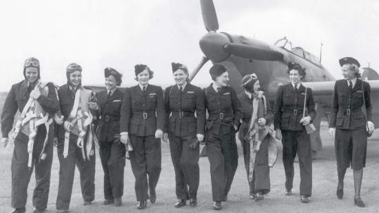 Aviadoras estadounidenses y británicas