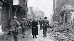 Mujeres en la posguerra