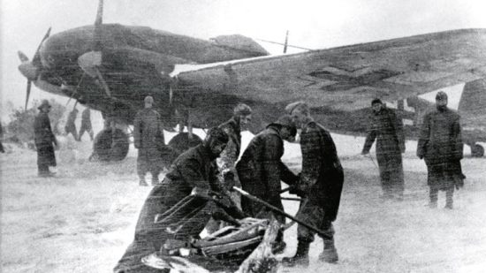 Bombardero He-111 en el aeródromo de Gumrak