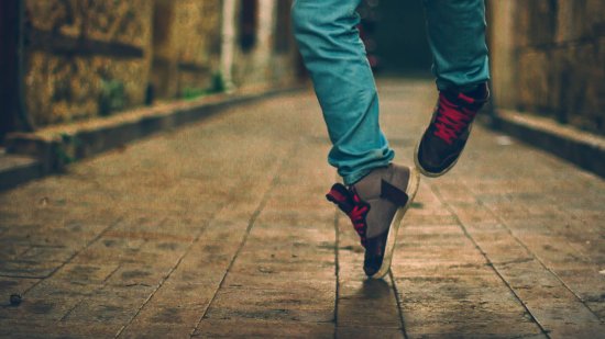 Pies bailando hip hop