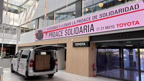 proacesolidaria-entregadealimentosasociacionunimoscorazones3
