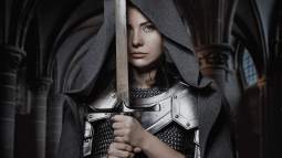 Recreación artística de una mujer guerrera medieval