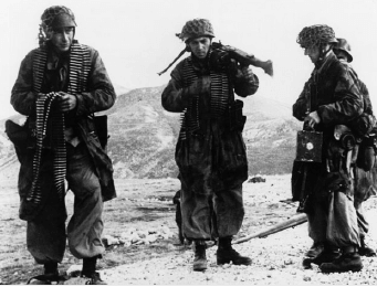 Los paracaidistas de la Luftwaffe que rescataron a Mussolini de su encierro en los Abruzos