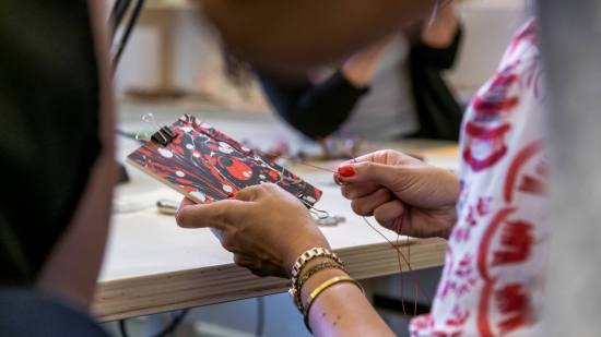 mfo_mazda-bookbinding-live-demo_ginevra-formentinimichelangelo-foundation_4_highres