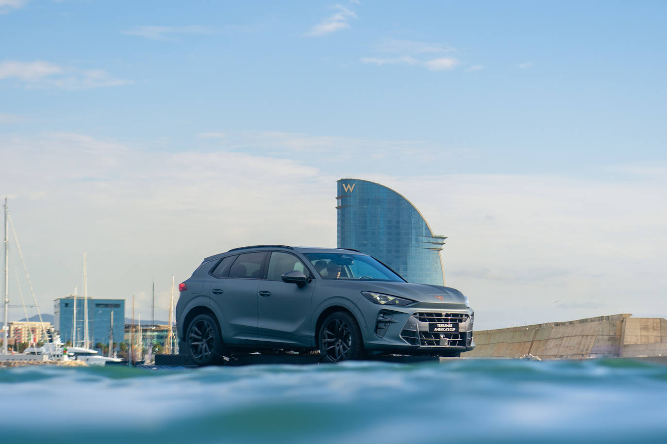 CUPRA-Terramar-America-s-Cup-from-land-to-the-sea_HQ_01