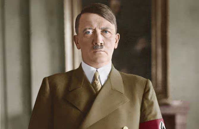 Retrato coloreado de Adolf Hitler