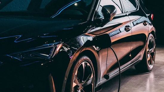 Arte, debates y hasta un Halloween único: octubre en CUPRA City Garage Madrid