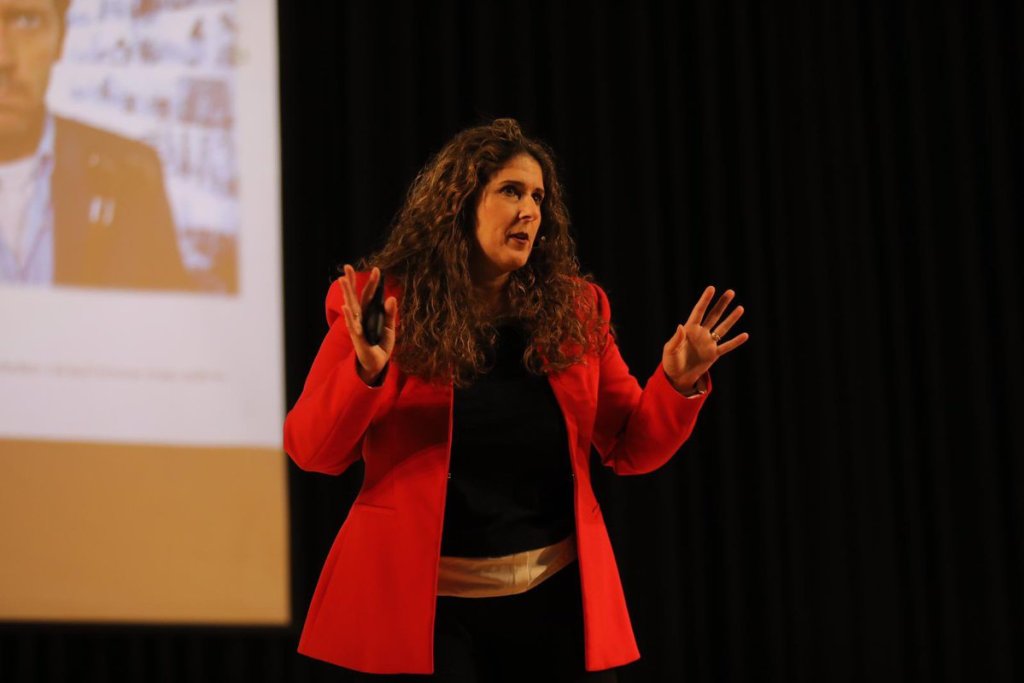 La inteligencia artificial es capaz de analizar ensayos clínicos similares y realizar diversas simulaciones