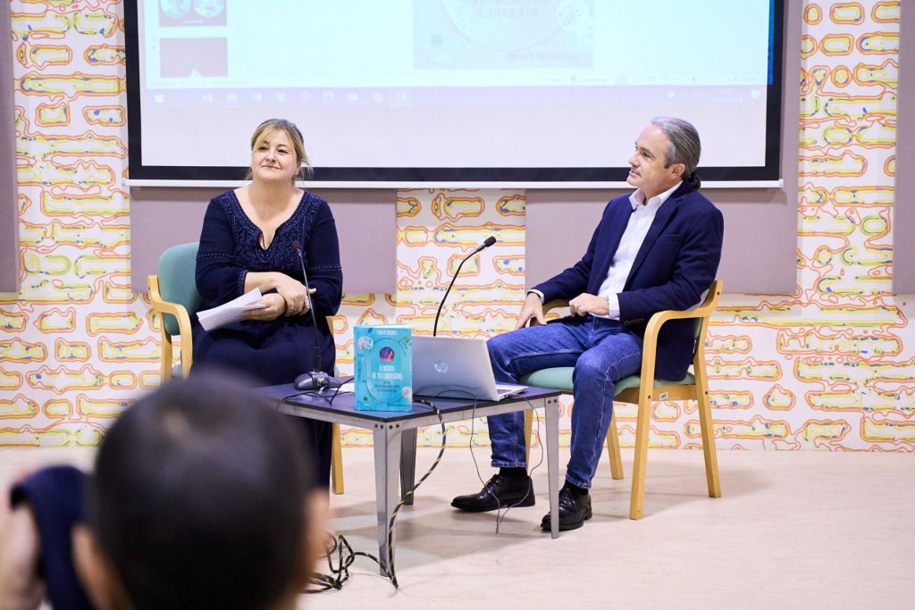 Carlos Briones con Cristina Enríquez