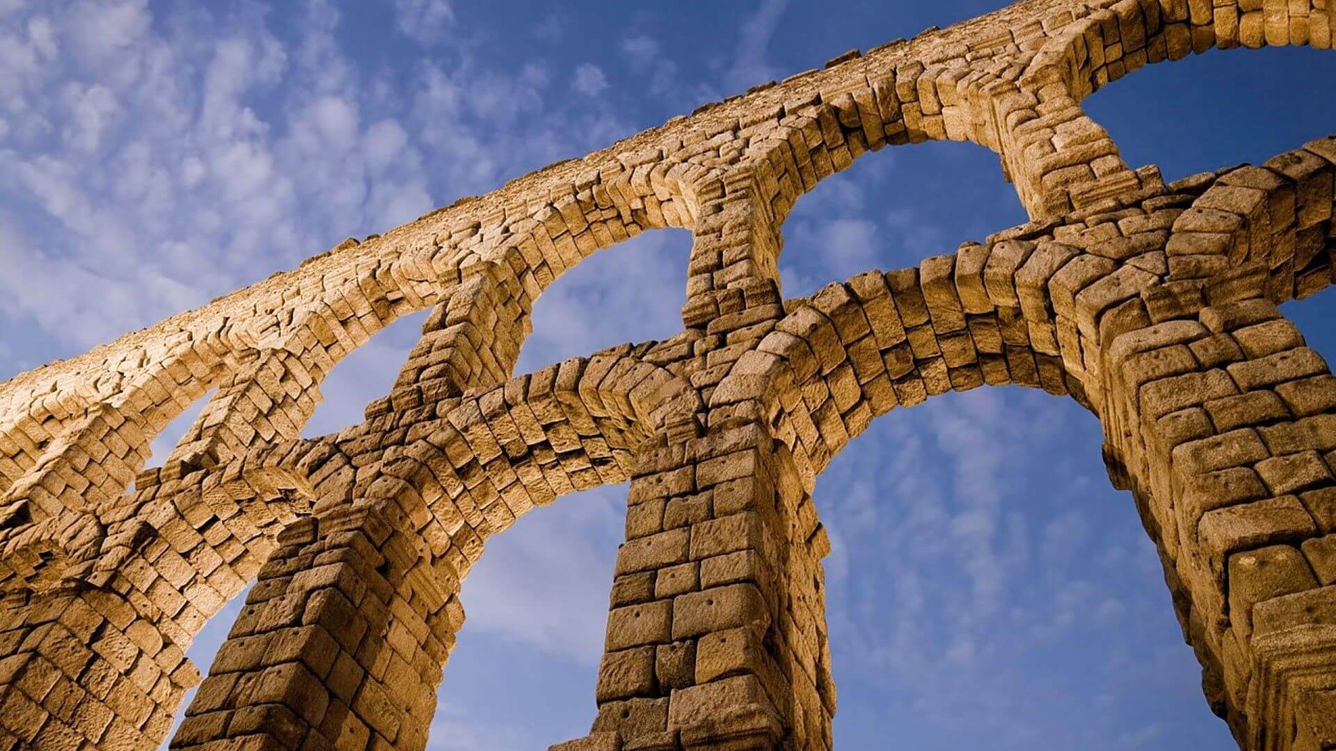 Vista de los arcos del Acueducto de Segovia
