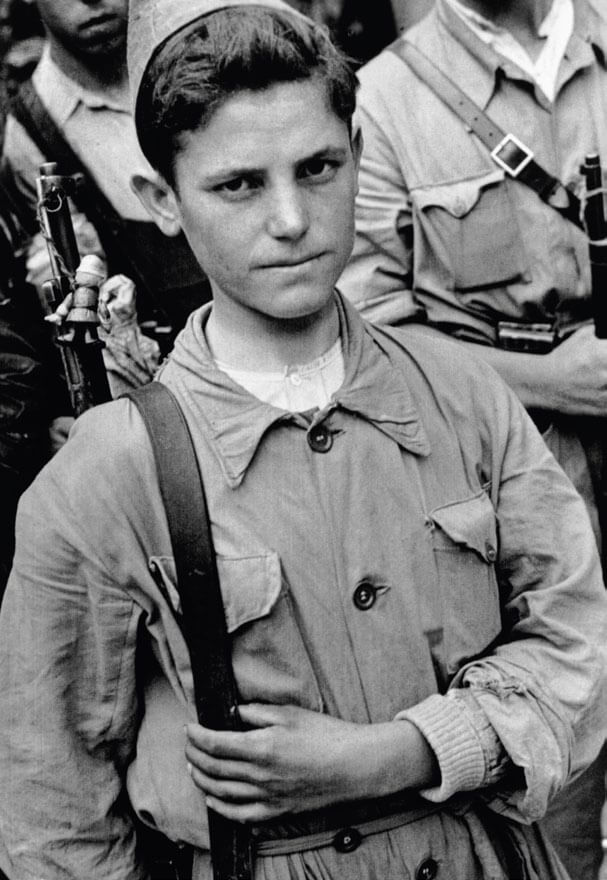 Jovencísimo soldado de la República