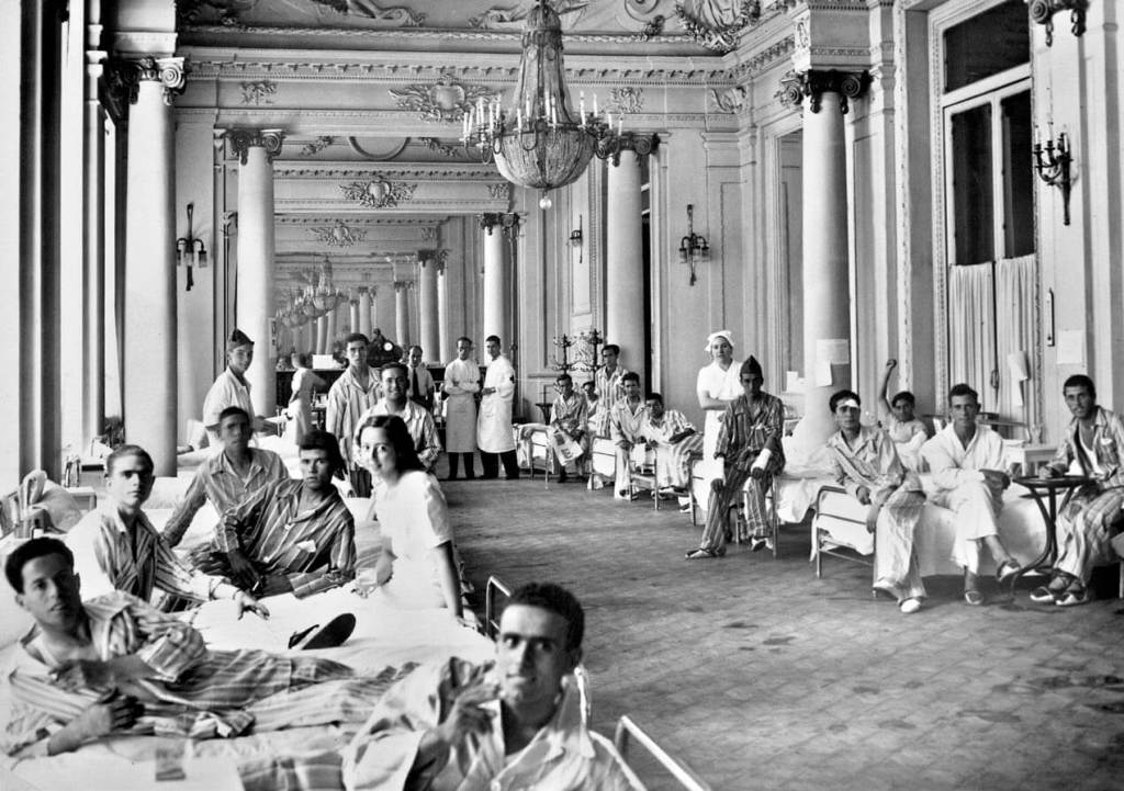 Casino de Madrid habilitado como hospital de sangre en la Guerra Civil