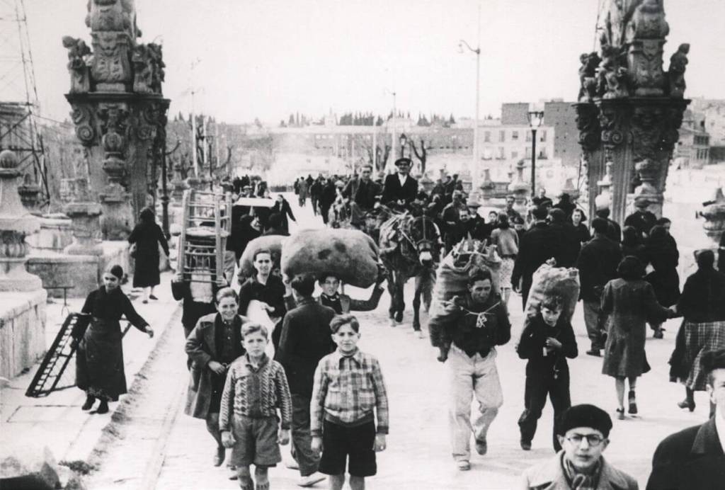 Madrileños huyendo de la capital