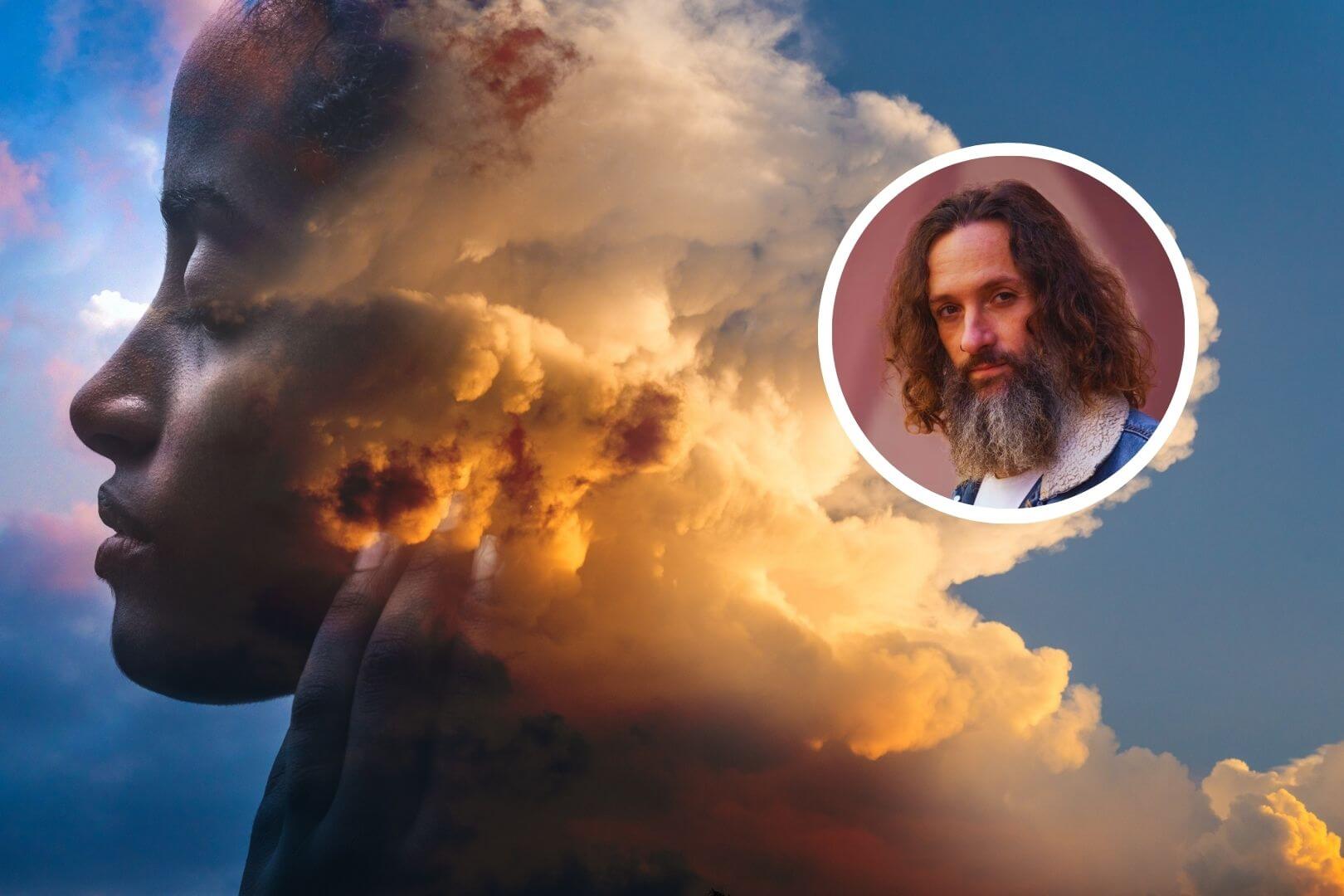 Rostro de una mujer con los ojos cerrados, fusionado con nubes doradas y un cielo azul, representando la transición entre sueño y realidad. En la esquina superior derecha, un retrato del autor Aníbal Bueno en un círculo, destacando su participación en el tema de las supersticiones y percepciones humanas