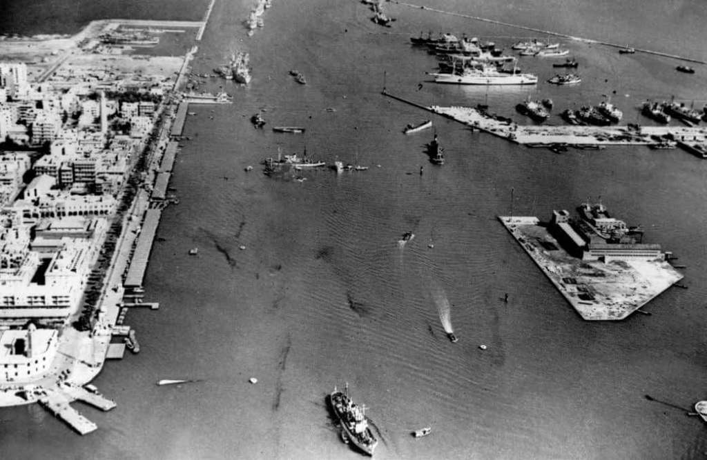 Canal de Suez en octubre de 1956