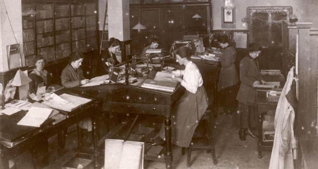 Empleadas de una empresa escocesa en 1918