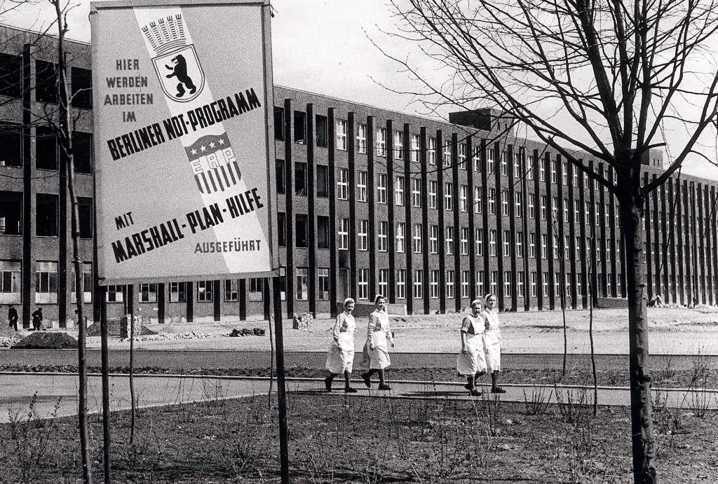 Reconstrucción del Hospital de Spandau con fondos del Plan Marshall