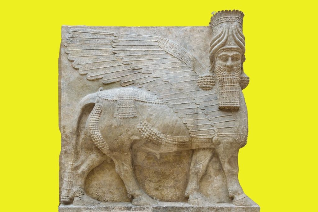 Un toro alado con cabeza humana, conocido como lamassu, originario de Dur-Sharrukin