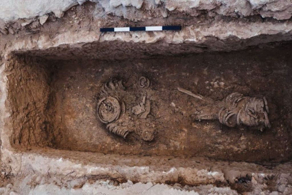 Un monje bizantino del siglo V enterrado con cadenas en Jerusalén resultó ser una mujer