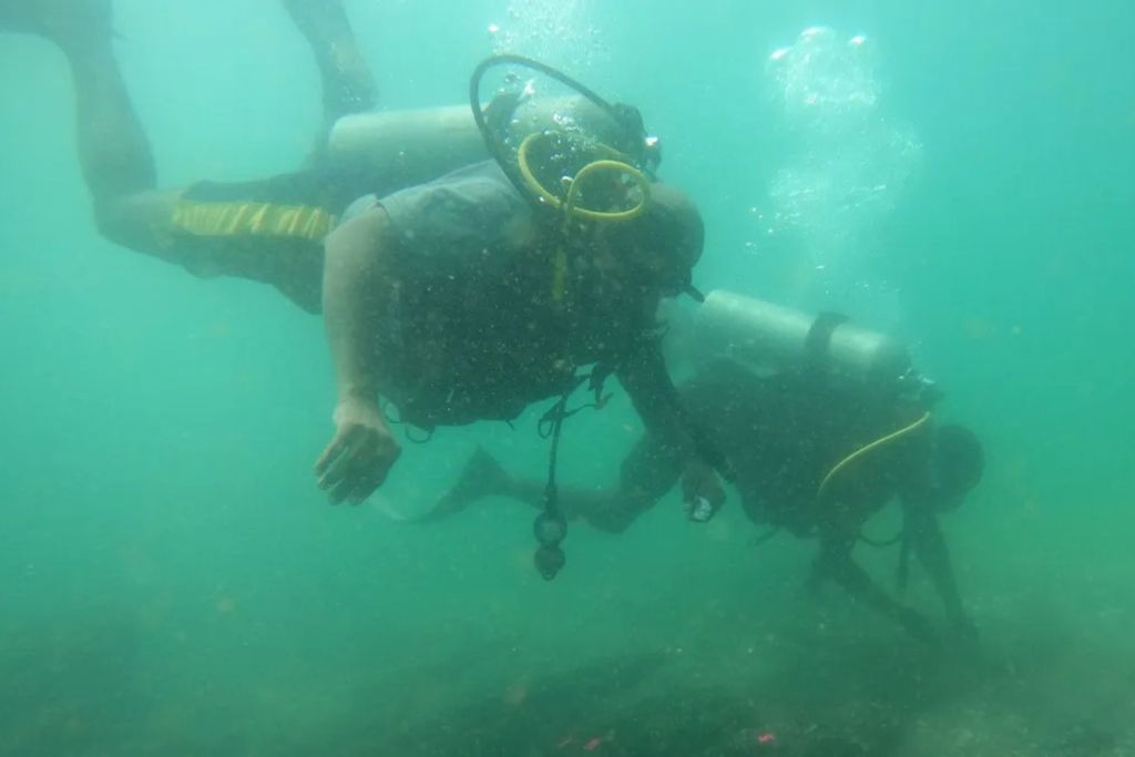 El naufragio se encuentra a unos 500 metros de la costa, sumergido a una profundidad de aproximadamente seis metros. Existe la posibilidad de que el sitio sea convertido en un museo submarino accesible para buceadores