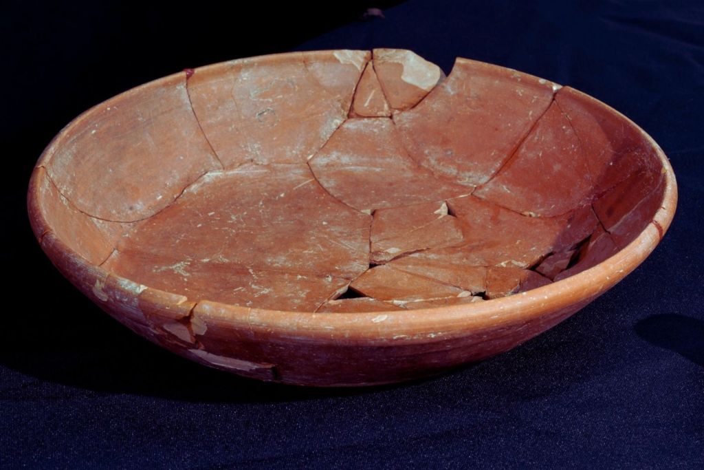 Uno de los objetos encontrados durante las excavaciones realizadas en el área