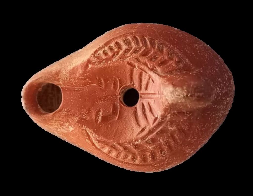 Lucerna con menorah judía