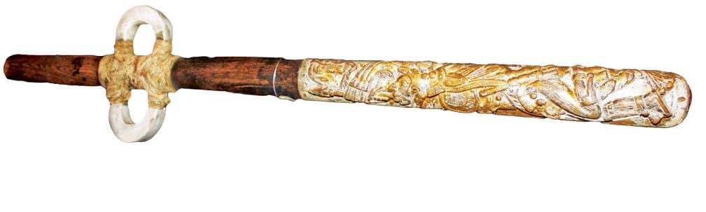 Lanzadardos o átlatl