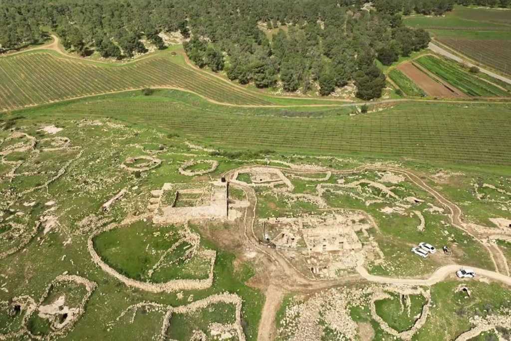 Vista del yacimiento de Horvat ‘Anim, ubicado en el corazón del bosque de Yatir
