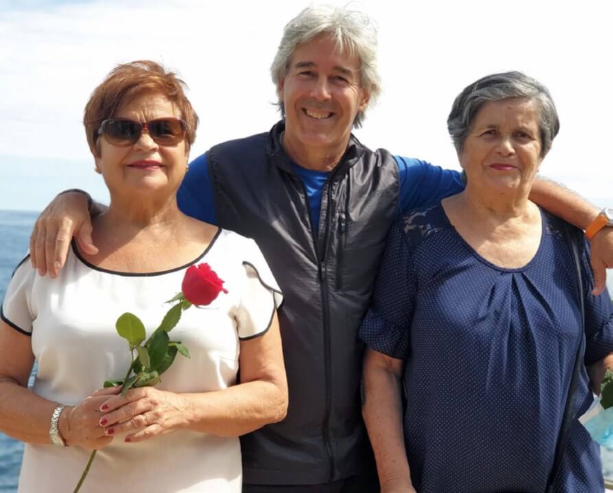 Familiares de Juan Daniel Ezkurdia rinden homenaje a los náufragos