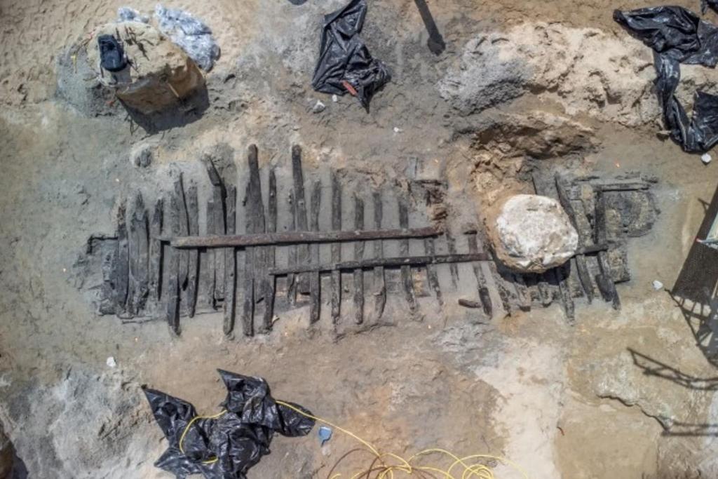 Los expertos confían en que los antiguos tablones y clavos del barco ofrezcan nuevas pistas sobre las técnicas de construcción naval utilizadas en la Edad Media