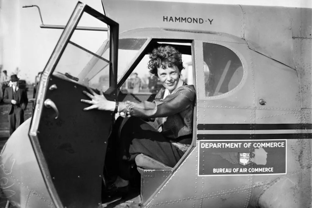 Retrato de Amelia Earhart antes de su histórica desaparición
