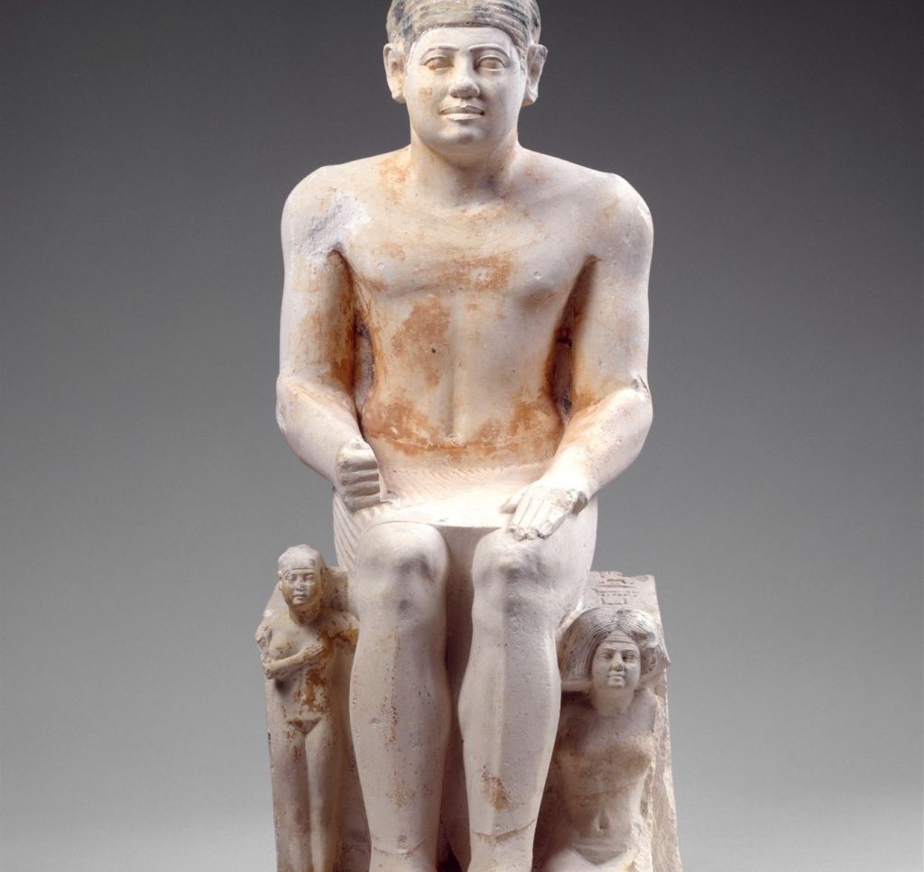 Nikare con su mujer y su hija