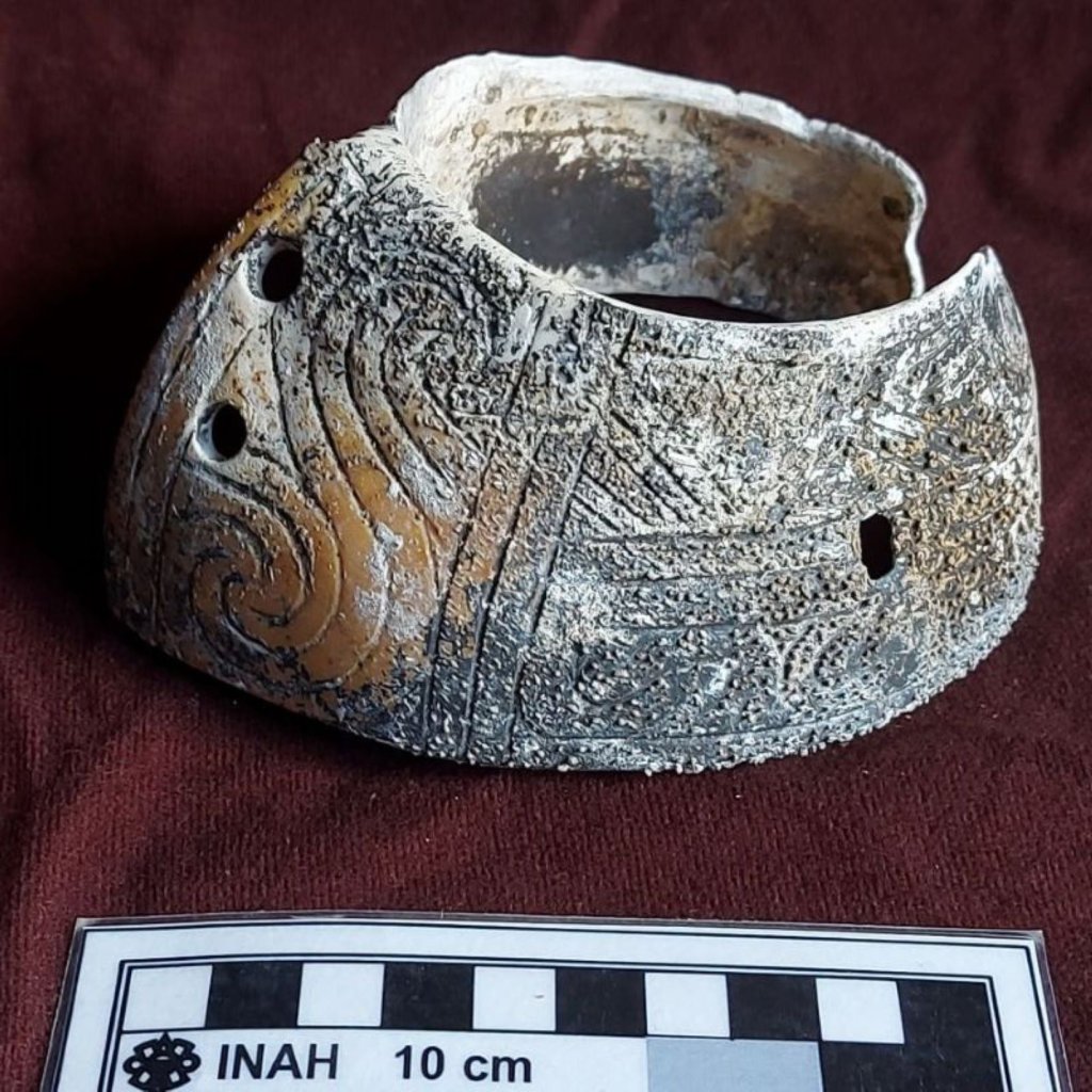 Brazalete tlacotepehua