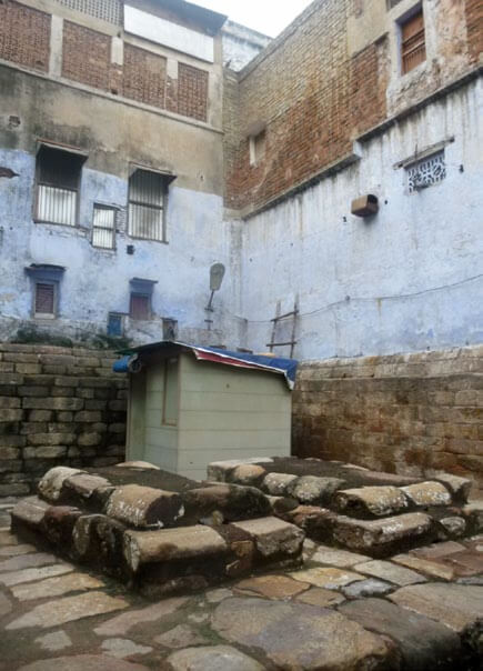 Tumba de la begum Razia