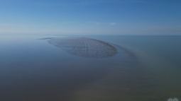 Recientemente ha surgido una isla en el Mar Caspio, aunque por ahora permanece sin nombre oficial