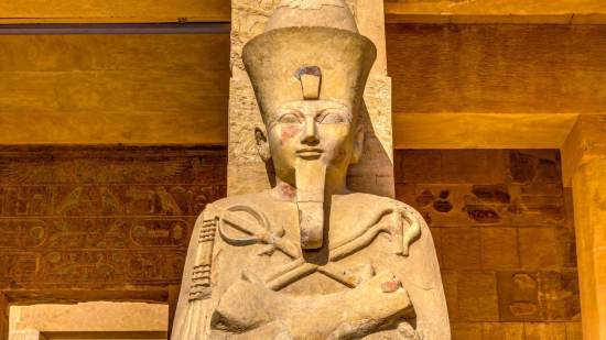 Descubren un ritual perdido en las estatuas de Hatshepsut