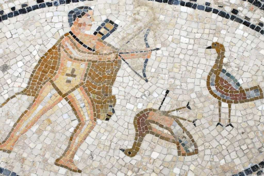 Un mosaico de época romana hallado en Marruecos muestra una escena de caza