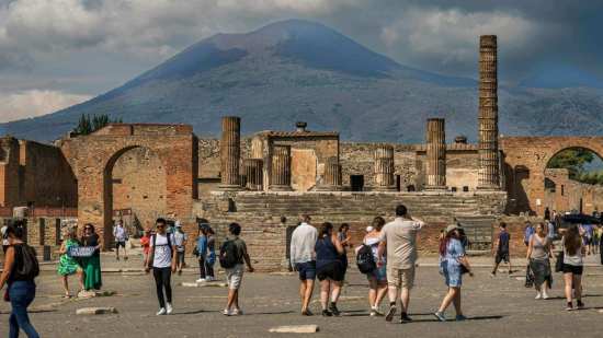 Pompeya se resquebraja de nuevo tras el temblor que reaviva los fantasmas del Vesubio