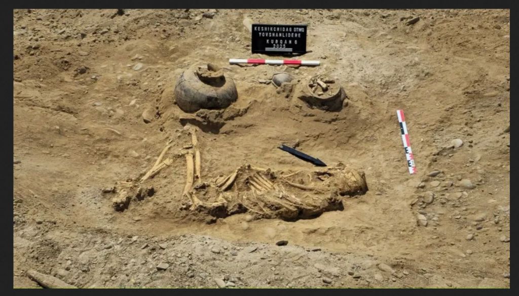 Tumba del guerrero "gigante" de Azerbaiyán