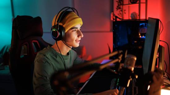 Silla gamer regulable negro-rojo rebajada