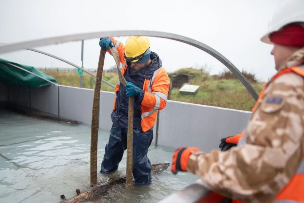 Durante la Guerra de Independencia de Estados Unidos, a finales de la década de 1770, el HMS Hind formó parte de la flota británica desplegada en el Atlántico para proteger sus rutas comerciales
