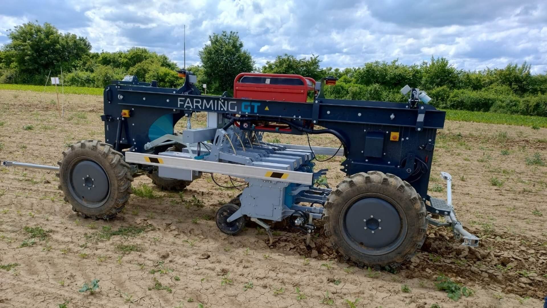 ¿Cómo los Robots Están Revolucionando Nuestros Campos? Robots al servicio de una agricultura más inteligente, eficiente y eficaz